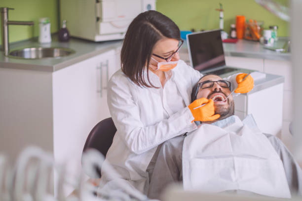 Best Emergency Dental Extractions in Newport East, RI
